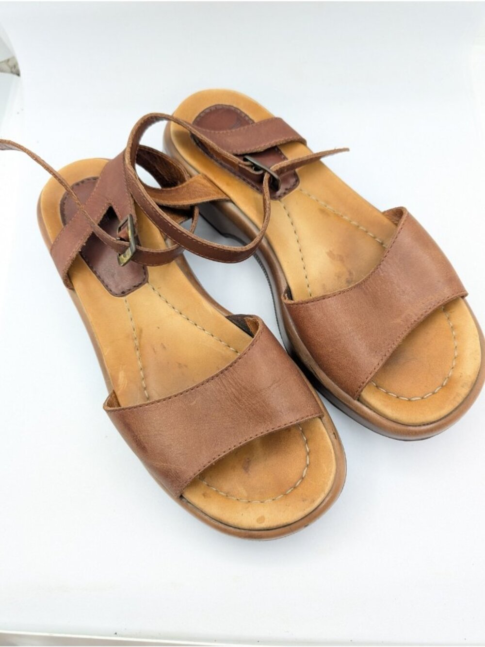 Dansko Sandals Size 39 Brown Leather Ankle Adjustable Strap Comfort Strappy READ